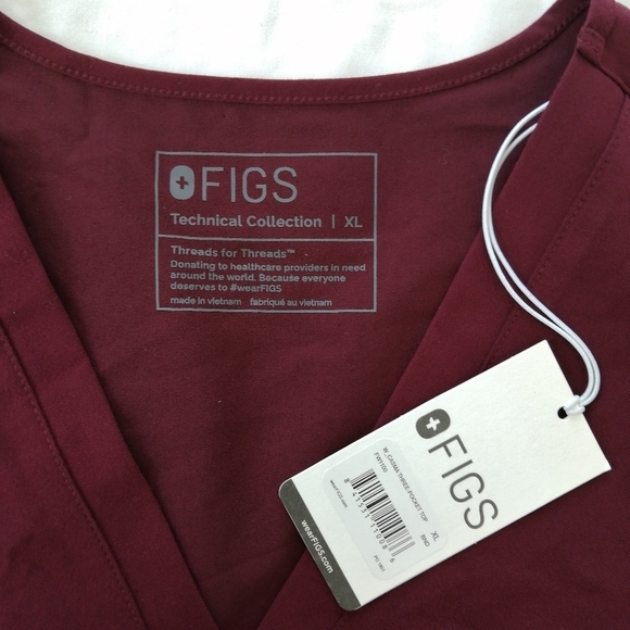 NWT Figs Casma 3 Pocket Short Sleeve Scrub Top Burgundy XL - Picture 13 of 16